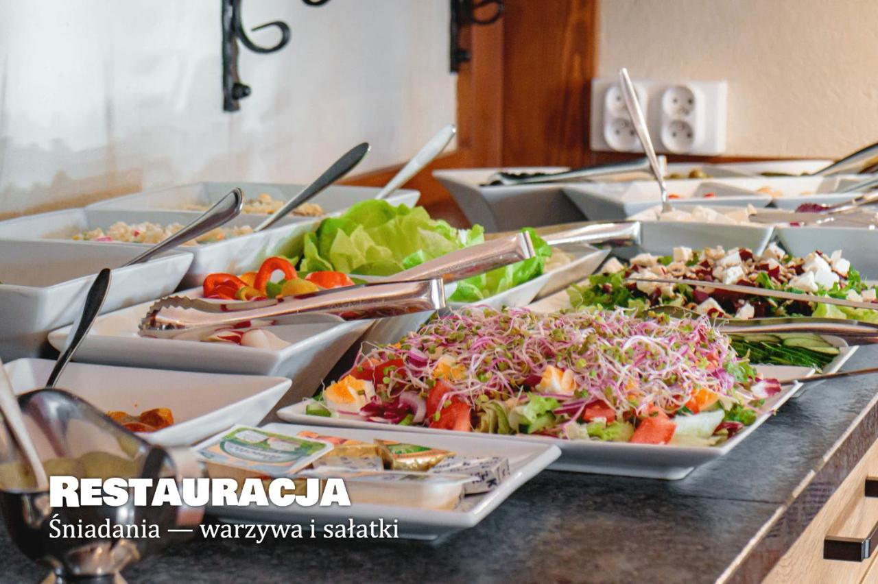 דוז'ניקי ז'דרוז' Granada Pensjonat & Spa מראה חיצוני תמונה